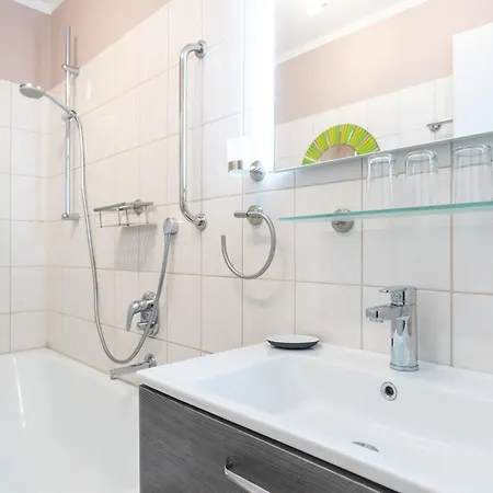 Fewo 532, Seepark Sellin Апартаменти